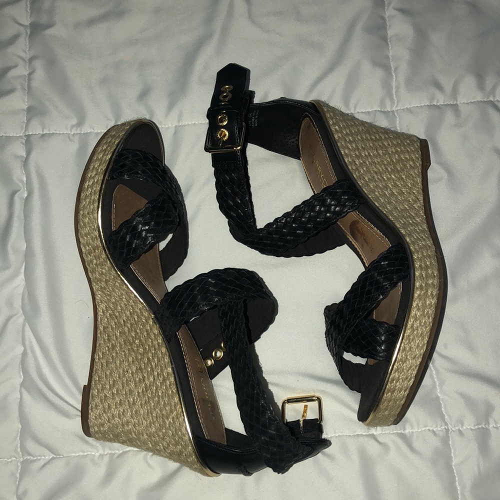 Black and Gold wedges